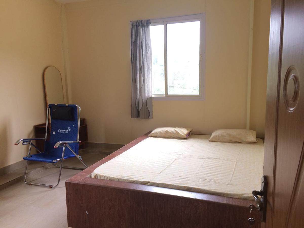 Myspace Holiday Inn ウーティ エクステリア 写真